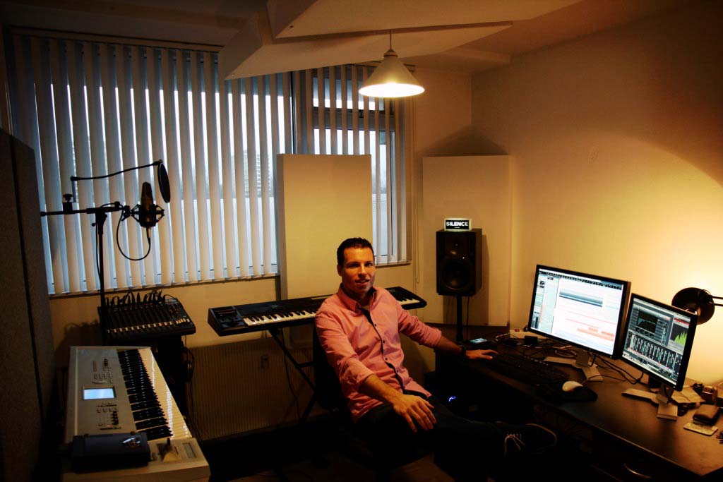 Producer Michiel van Erp in Studio with GIK Acoustics Bass Traps