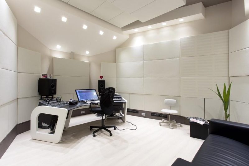 244 Bass Traps, soffit bass traps, and scatterplates in Sonic Temple Studio in Italy using GIK Acoustics